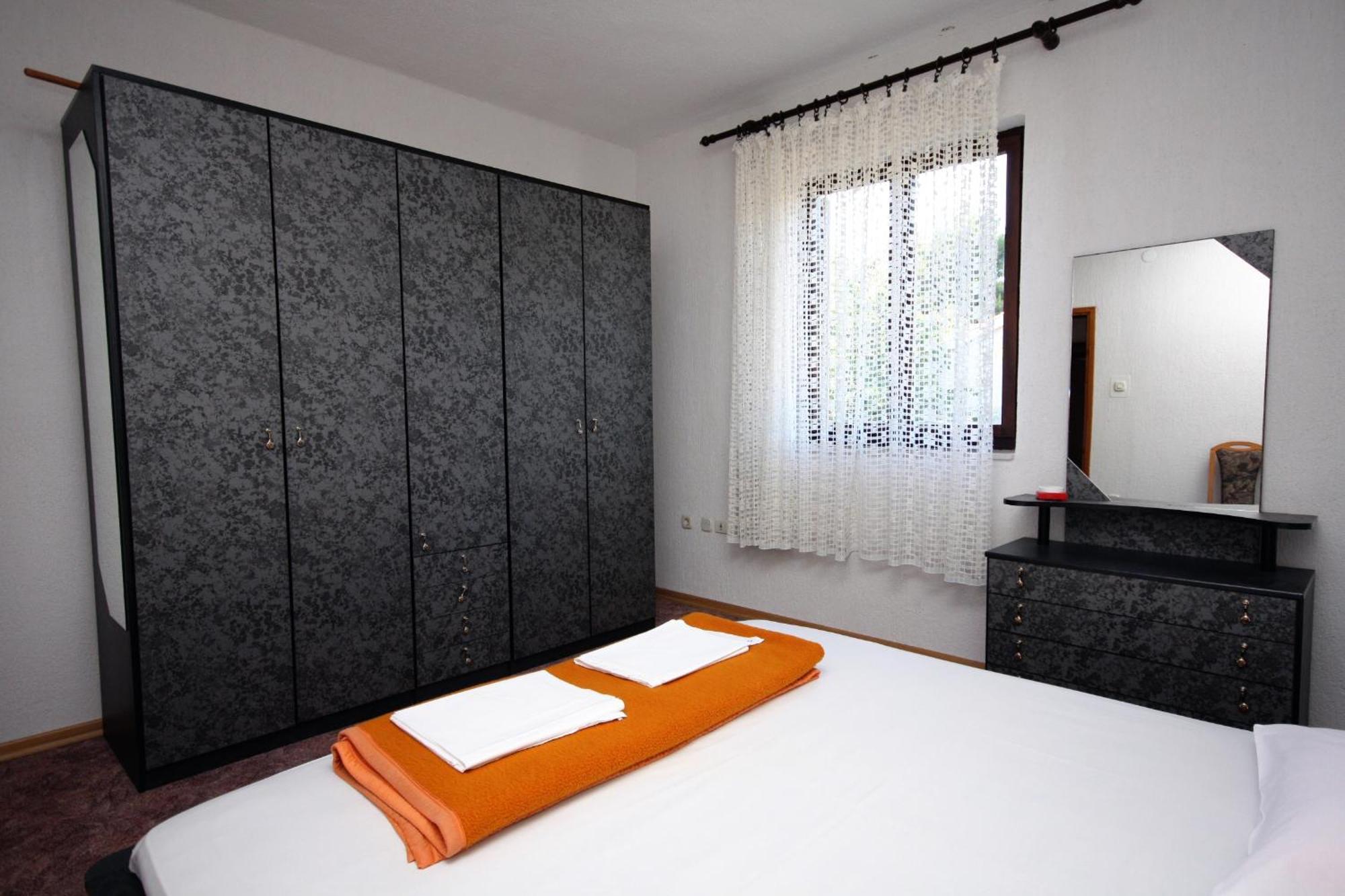 Apartments By The Sea Kampor, Rab - 5051 Room photo
